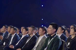 Quan Bác Quảng Hạ: Cuộc thi giải nghệ của Liên dự định diễn ra vào ngày 30 sau khi Hồng Viễn phối hợp thi đấu sớm